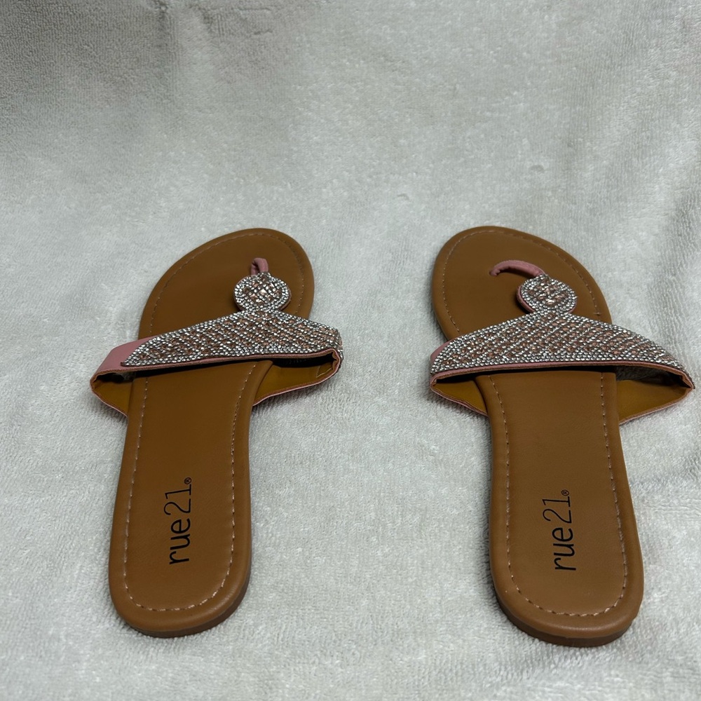 Rue21 Women's Tan and Silver Sandals